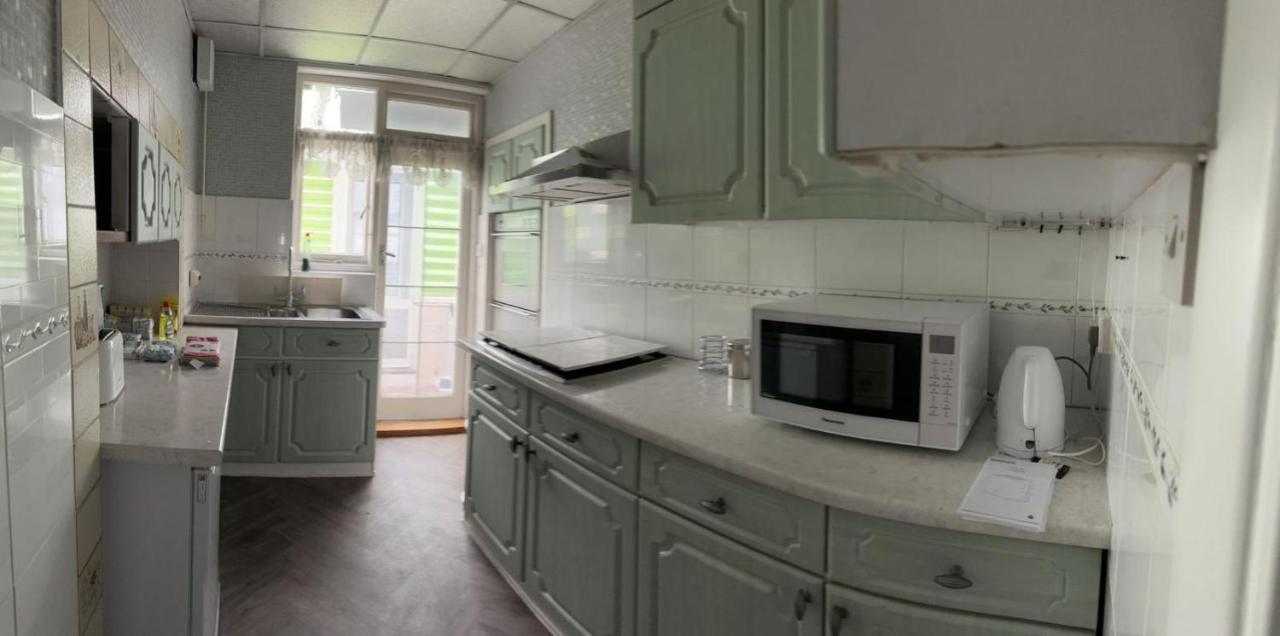 Amazing And Romantic O2 Arena 4 Bedrooms House Free Parking Лондон Экстерьер фото