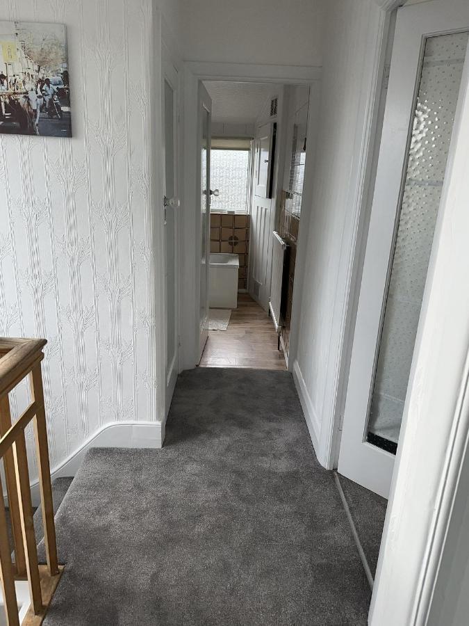 Amazing And Romantic O2 Arena 4 Bedrooms House Free Parking Лондон Экстерьер фото